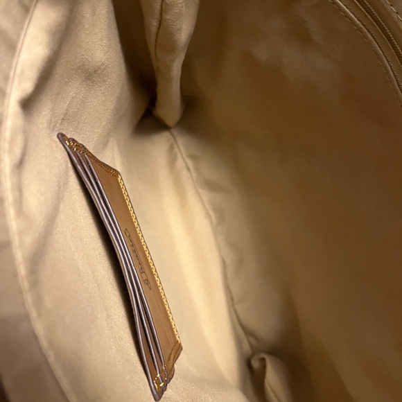 Justin Boots Brown and Tan Vegan Leather Crossbody Bag - Picture 13 of 13